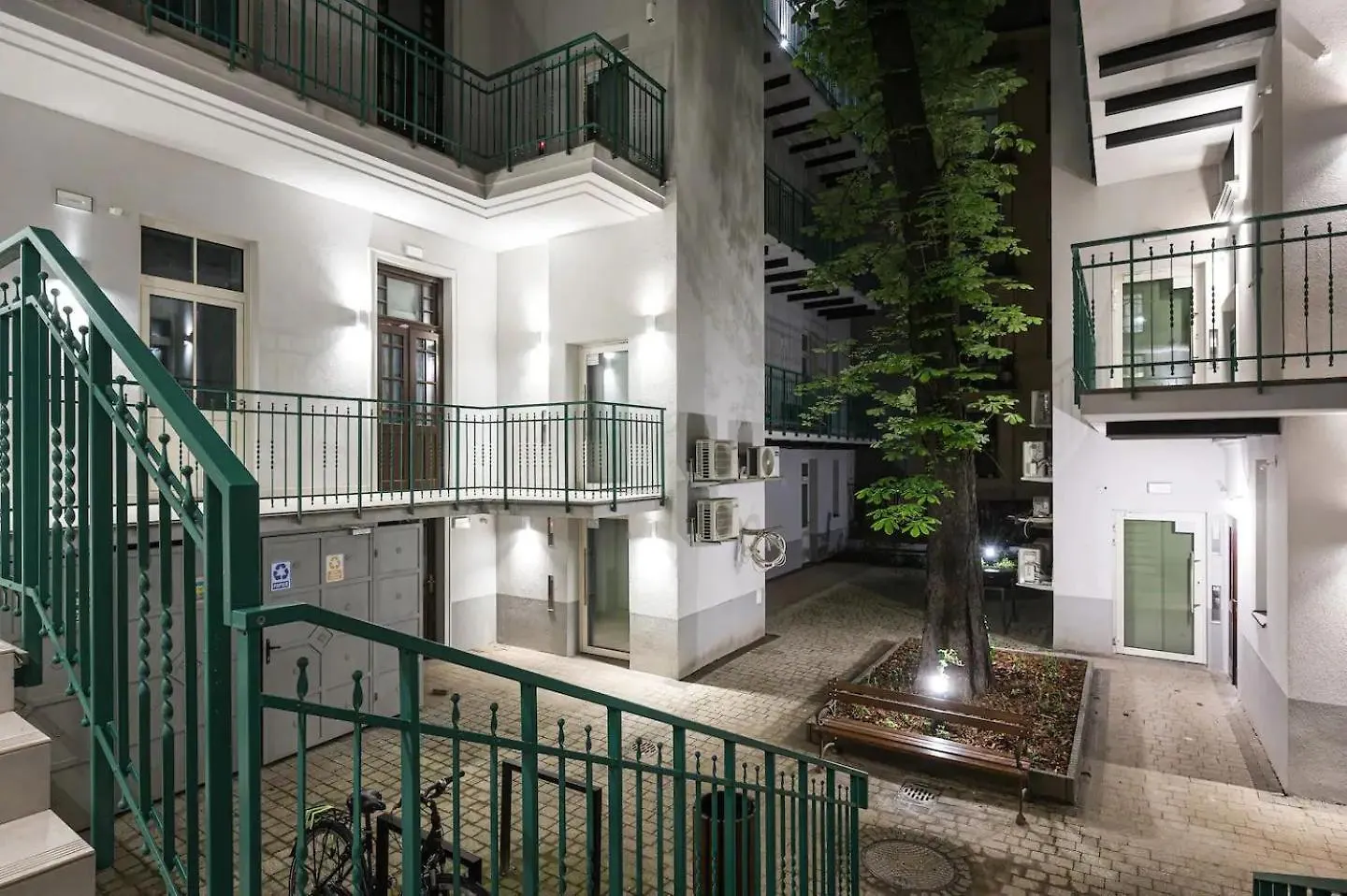 D21 Art Loft Apartment 크라쿠프